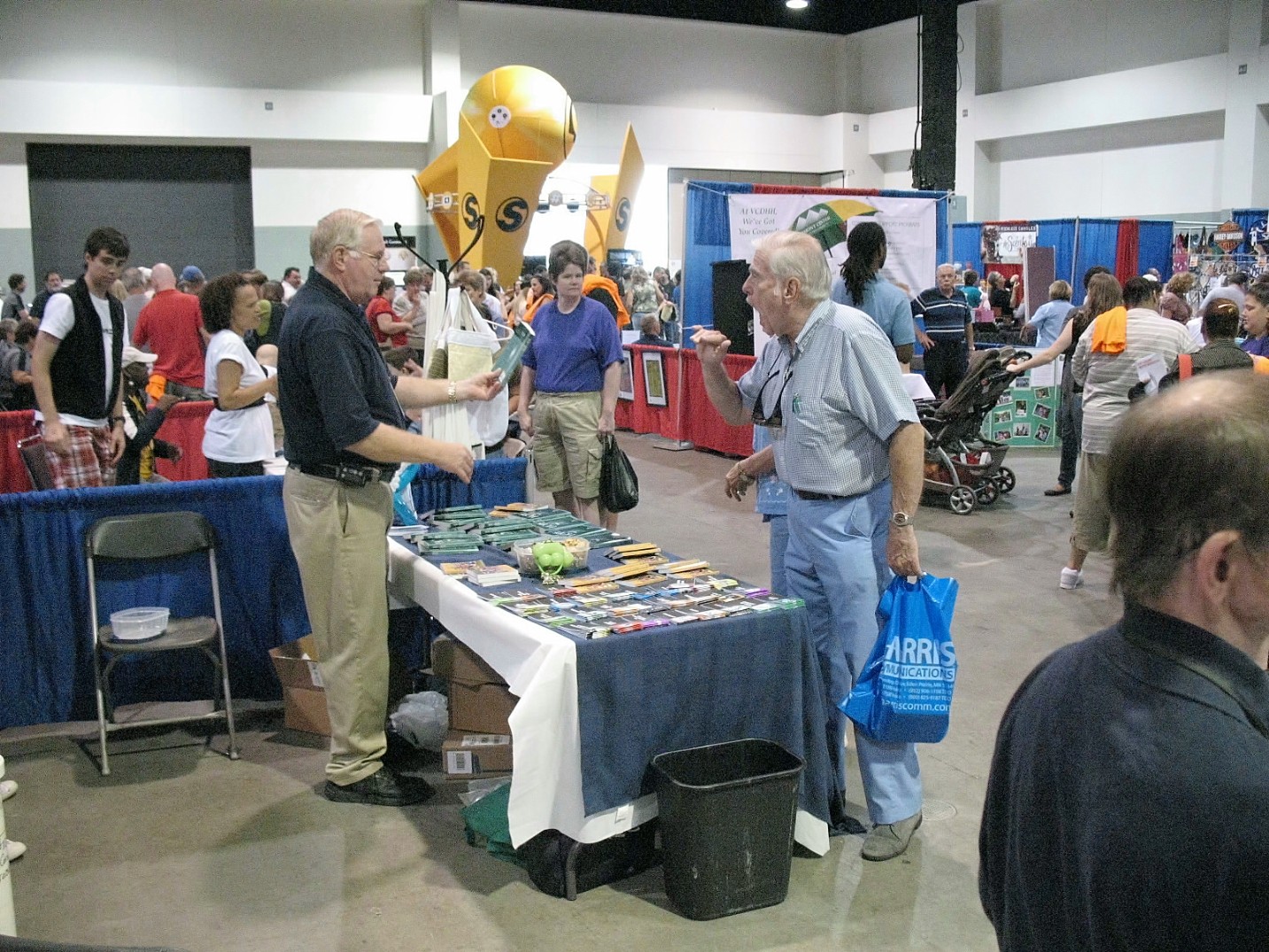 2010 Deaf Nation Expo Mass Giving Free Bibles